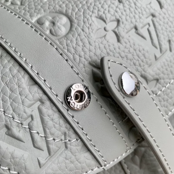 LOUIS VUITTON CHRISTOPHER PM TAURILLON MONOGRAM- WLM514 - Image 7