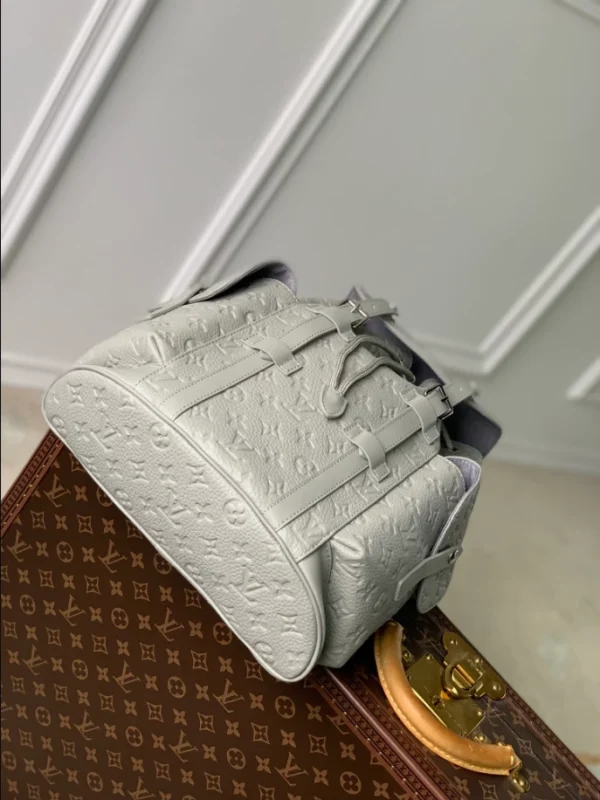 LOUIS VUITTON CHRISTOPHER PM TAURILLON MONOGRAM- WLM514 - Image 9