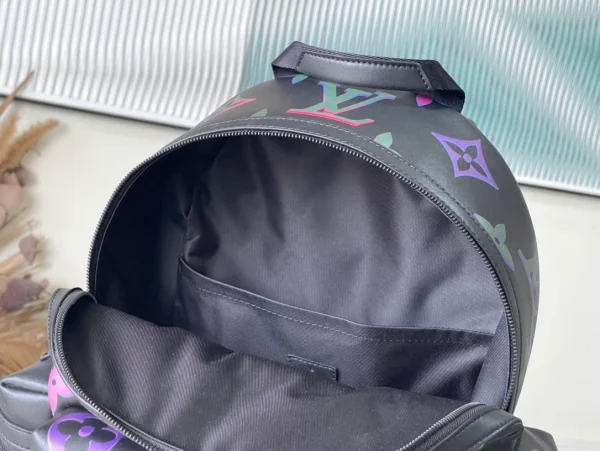 LOUIS VUITTON COMET CALF LEATHER BACKPACK IN BLACK – WLM512 - Image 5