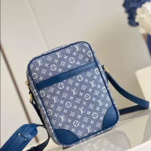 LOUIS VUITTON DANUBE CROSSBODY BAG – WLM600