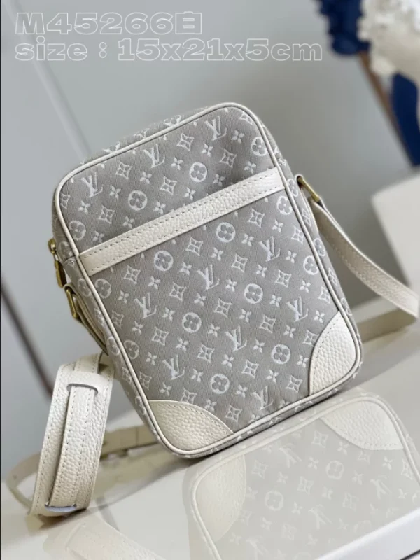 LOUIS VUITTON DANUBE CROSSBODY BAG – WLM602