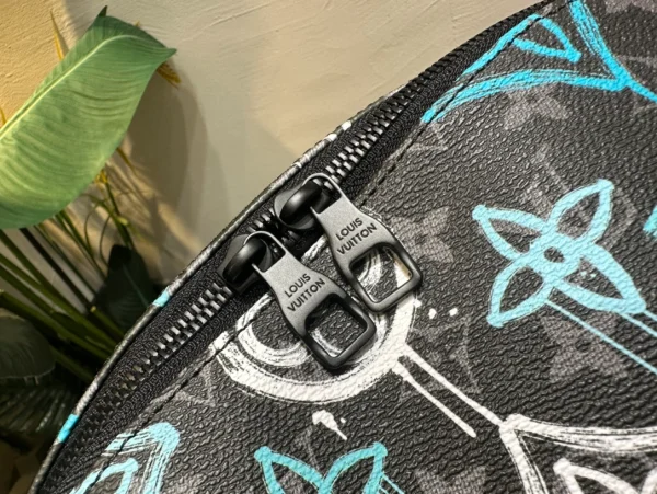 LOUIS VUITTON DISCOVERY BACKPACK MONOGRAM OTHER – WLM522 - Image 10