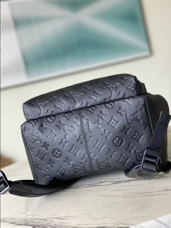 LOUIS VUITTON DISCOVERY BACKPACK MONOGRAM SHADOW – WLM519 - Image 8