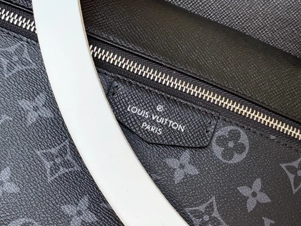 LOUIS VUITTON DISCOVERY BACKPACK – WLM532 - Image 4