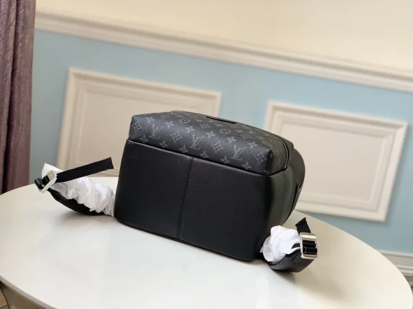LOUIS VUITTON DISCOVERY BACKPACK – WLM532 - Image 5