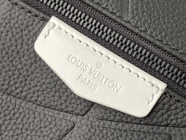 LOUIS VUITTON DISCOVERY BACKPACK – WLM533 - Image 10