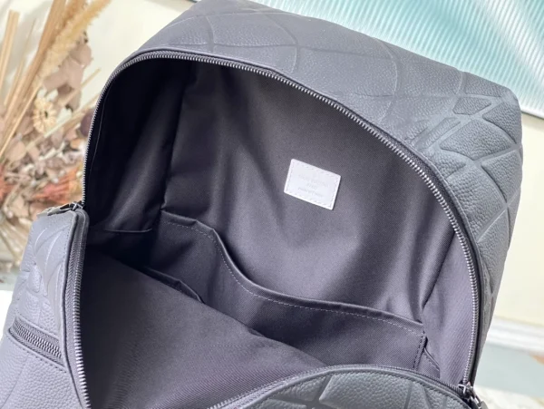 LOUIS VUITTON DISCOVERY BACKPACK – WLM533 - Image 6