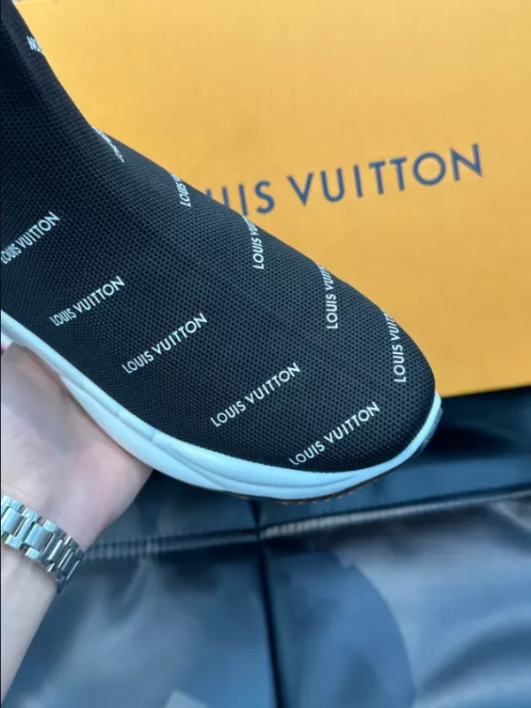 LOUIS VUITTON HIGH-TOP SNEAKER – LSVT340 - Image 6