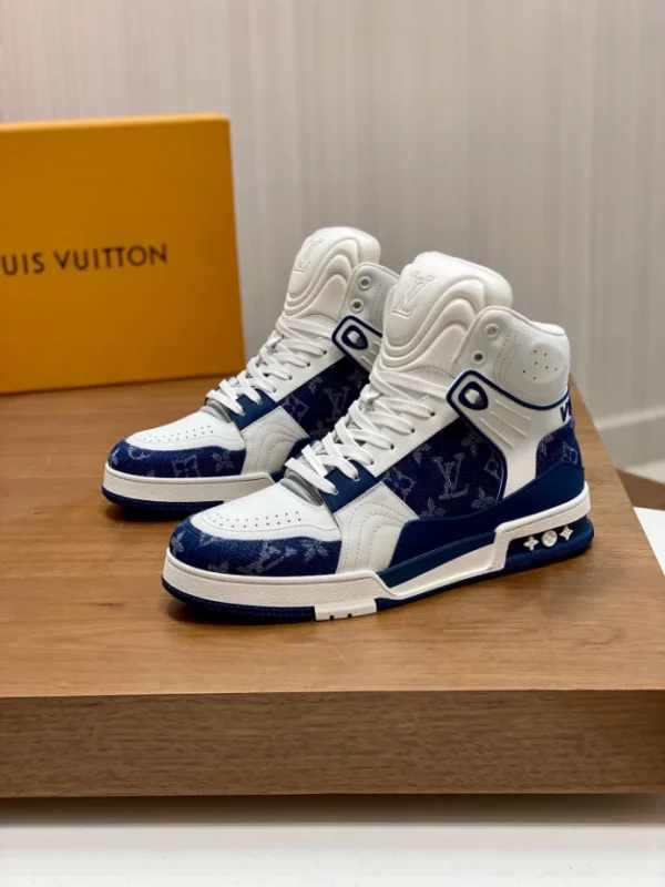 LOUIS VUITTON HIGH-TOP SNEAKERS – LSVT394 - Image 4