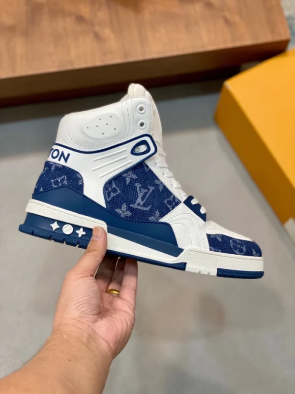 LOUIS VUITTON HIGH-TOP SNEAKERS – LSVT394 - Image 9