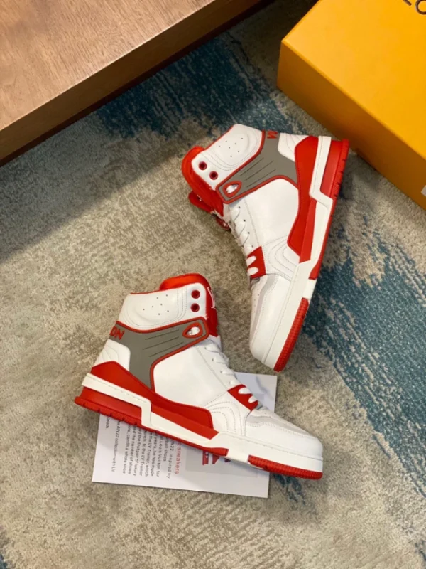 LOUIS VUITTON HIGH-TOP SNEAKERS – LSVT395 - Image 6