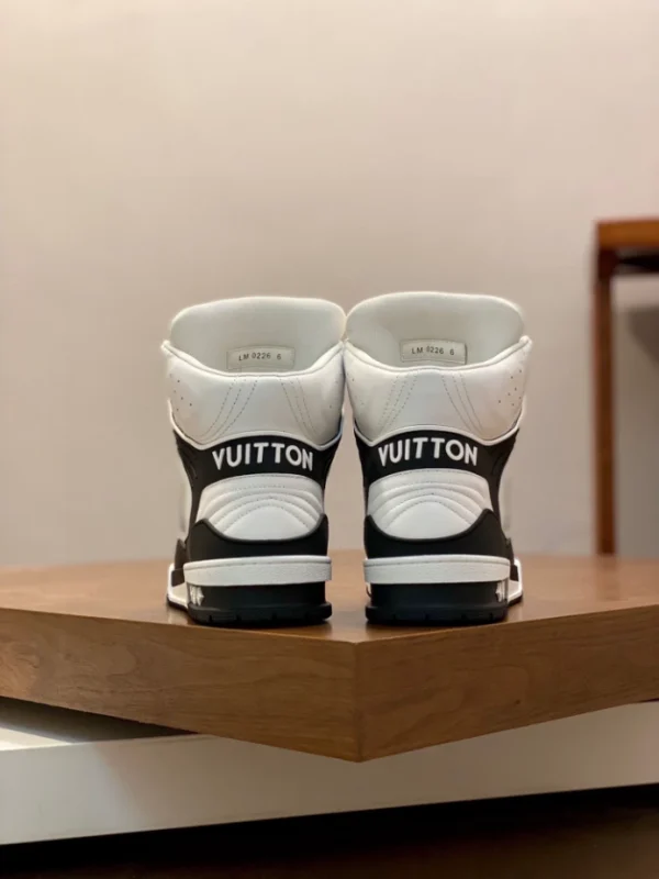 LOUIS VUITTON HIGH-TOP SNEAKERS – LSVT397 - Image 8
