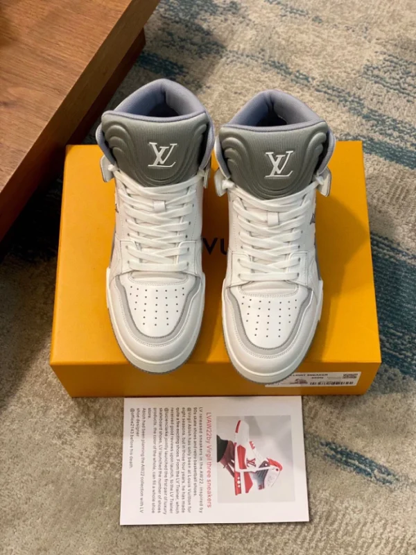 LOUIS VUITTON HIGH-TOP SNEAKERS – LSVT398 - Image 5