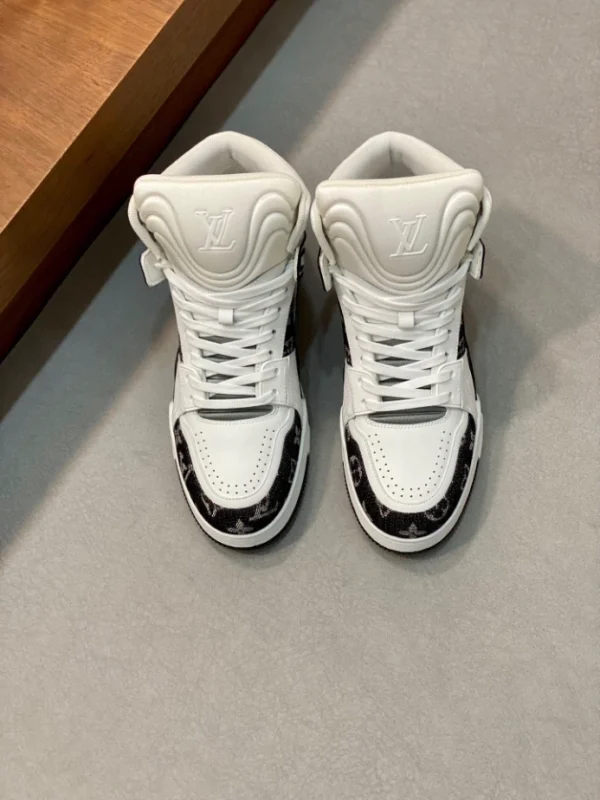 LOUIS VUITTON HIGH-TOP SNEAKERS – LSVT399 - Image 7