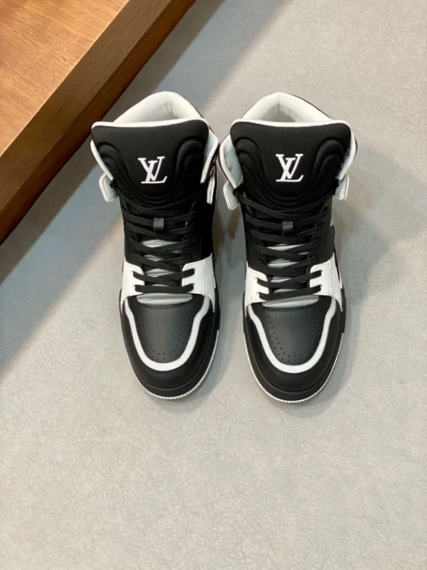 LOUIS VUITTON HIGH-TOP SNEAKERS – LSVT400 - Image 3