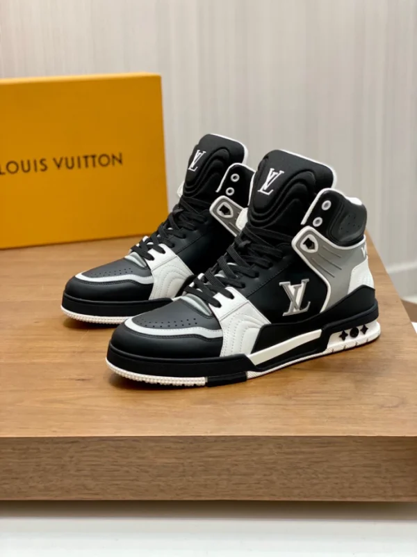 LOUIS VUITTON HIGH-TOP SNEAKERS – LSVT400 - Image 7