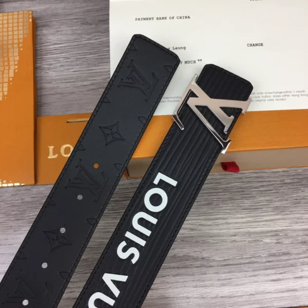 LOUIS VUITTON INITIALS 40MM REVERSIBLE BELT BLACK – B127 - Image 5