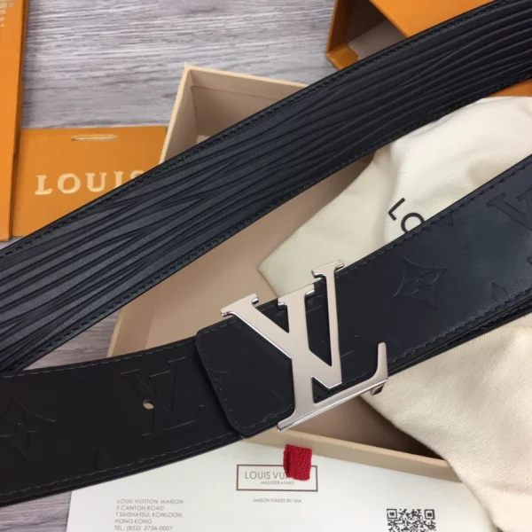 LOUIS VUITTON INITIALS 40MM REVERSIBLE BELT BLACK – B127 - Image 8