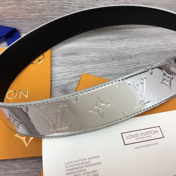LOUIS VUITTON INITIALS LV MIRROR 40MM REVERSIBLE BELT – B0137 - Image 4