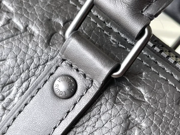 LOUIS VUITTON KEEPALL BANDOULIÈRE 25 BAG TAURILLON MONOGRAM – WLM555 - Image 10