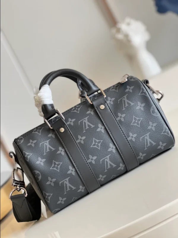 LOUIS VUITTON KEEPALL BANDOULIÈRE 25 MONOGRAM ECLIPSE CANVAS – WLM563 - Image 3