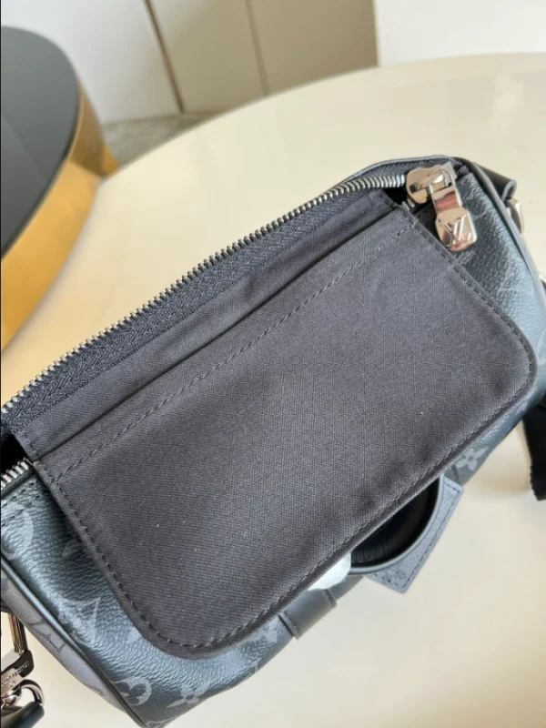 LOUIS VUITTON KEEPALL BANDOULIÈRE 25 MONOGRAM ECLIPSE CANVAS – WLM563 - Image 6