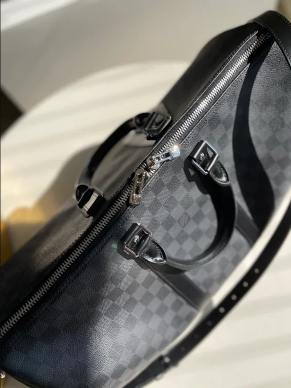 LOUIS VUITTON KEEPALL BANDOULIÈRE 45 DAMIER GRAPHITE CANVAS – WLM546 - Image 4