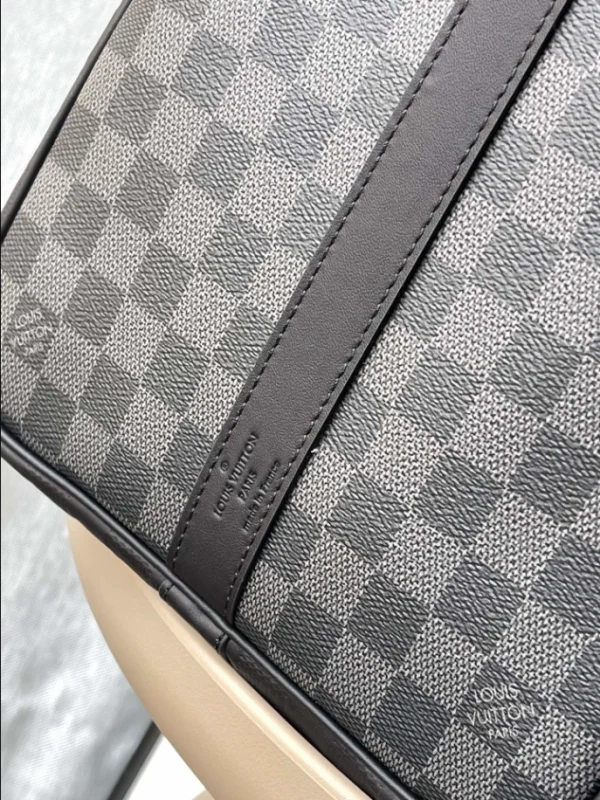 LOUIS VUITTON KEEPALL BANDOULIÈRE 50 BAG DAMIER INFINI LEATHER – WLM541 - Image 4