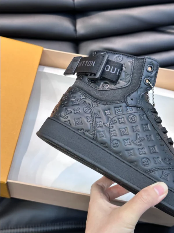 LOUIS VUITTON RIVOLI SNEAKER BOOT IN BLACK – LSVT327 - Image 5