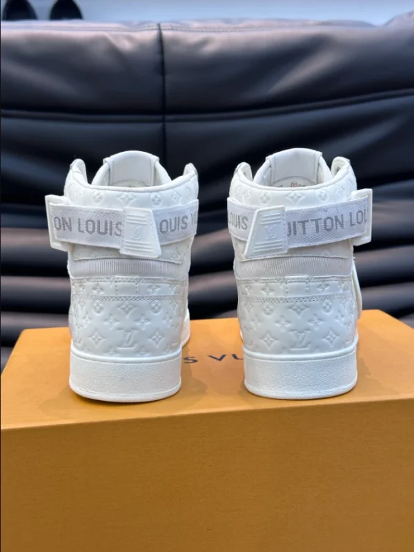 LOUIS VUITTON RIVOLI SNEAKER BOOT IN WHITE – LSVT328 - Image 6