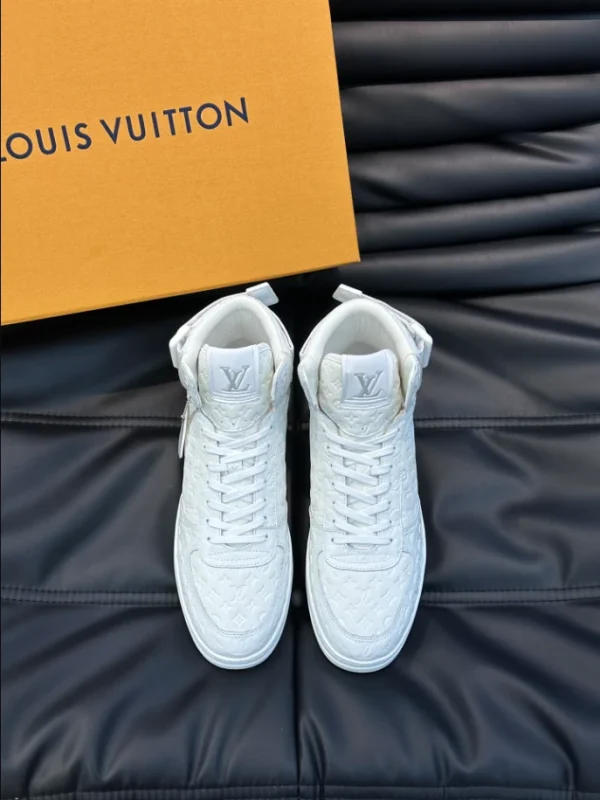 LOUIS VUITTON RIVOLI SNEAKER BOOT IN WHITE – LSVT328 - Image 7