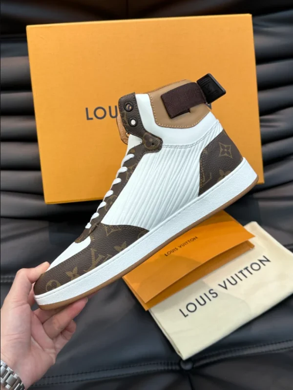 LOUIS VUITTON RIVOLI SNEAKER BOOT – LSVT330 - Image 4