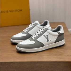 LOUIS VUITTON RIVOLI SNEAKER– LSVT247