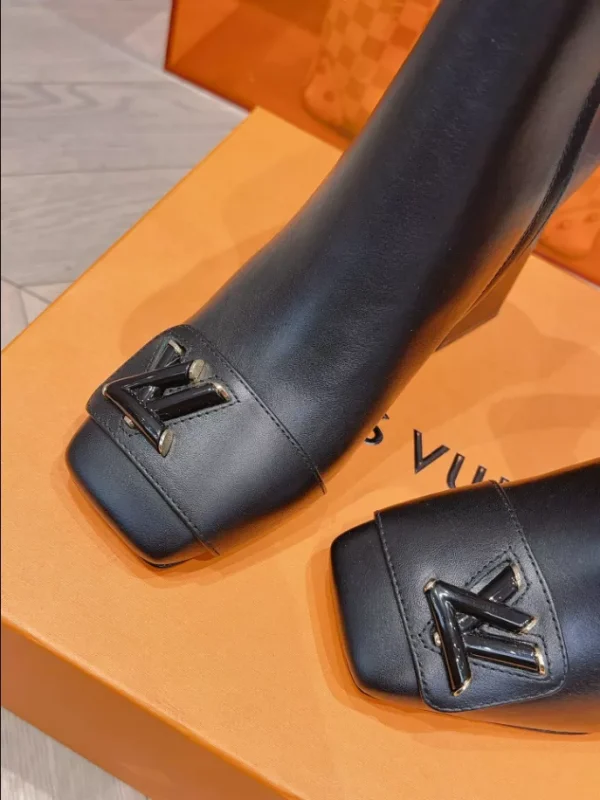 LOUIS VUITTON SHAKE ANKLE BOOT – WLS020 - Image 6