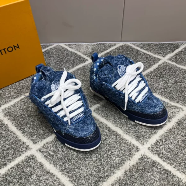 LOUIS VUITTON SKATE SNEAKERS IN BLUE – LSVT368 - Image 5