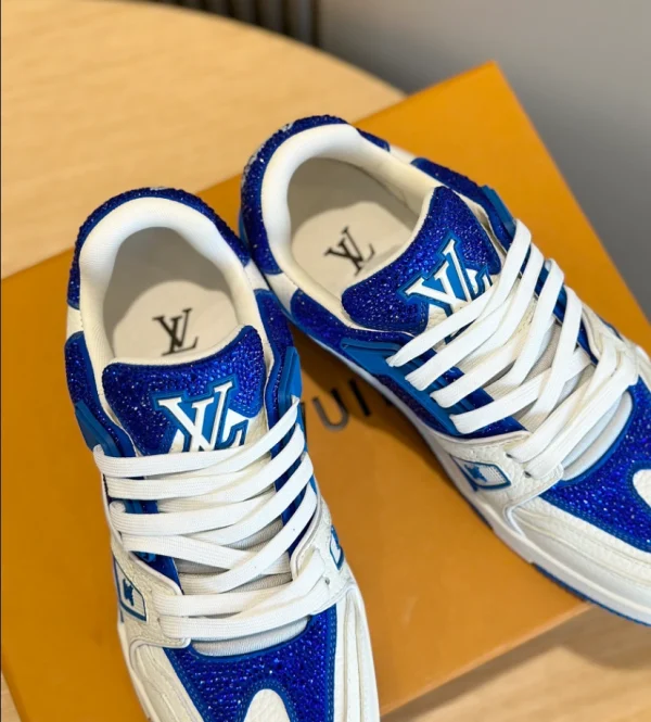 LOUIS VUITTON SNEAKER – LSVT324 - Image 4