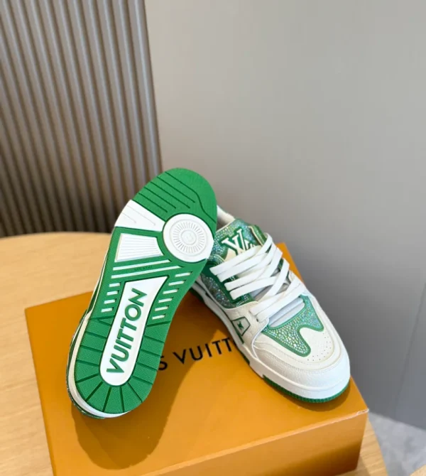 LOUIS VUITTON SNEAKER – LSVT326 - Image 6