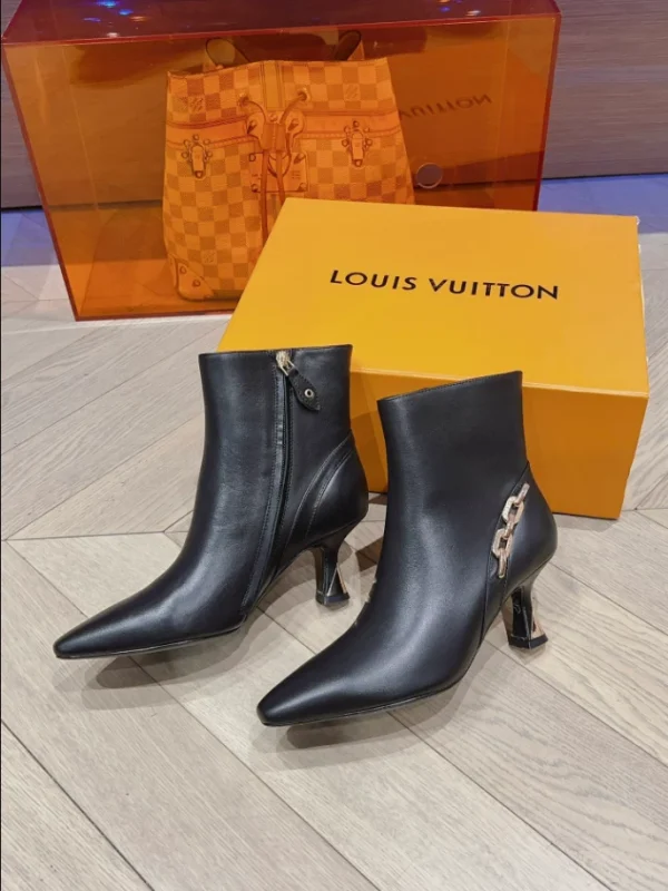 LOUIS VUITTON SPARKLE ANKLE BOOT – WLS001
