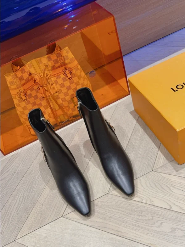 LOUIS VUITTON SPARKLE ANKLE BOOT – WLS001 - Image 5