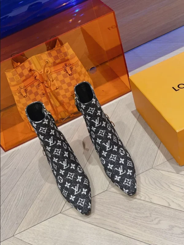 LOUIS VUITTON SPARKLE ANKLE BOOT – WLS003 - Image 7