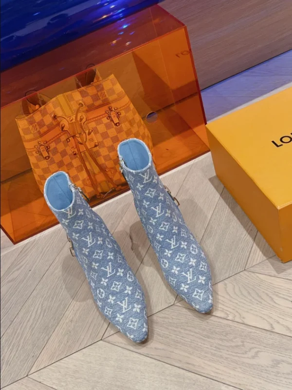 LOUIS VUITTON SPARKLE ANKLE BOOT – WLS005 - Image 3