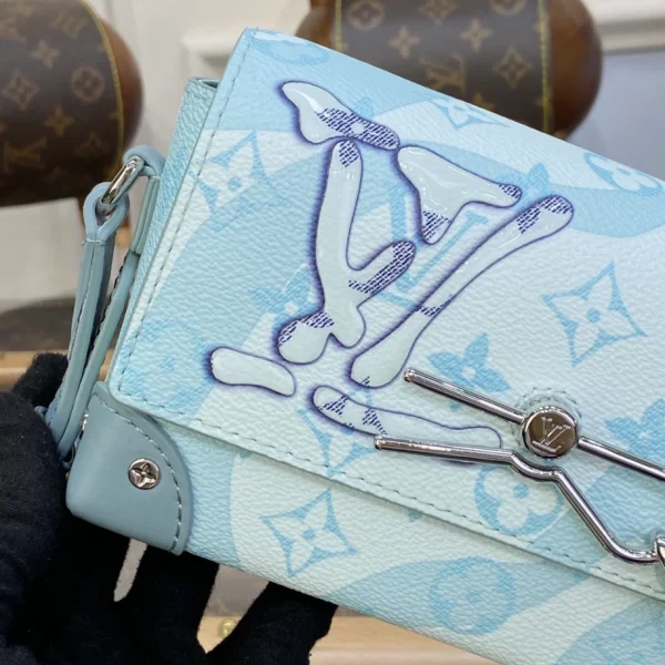 LOUIS VUITTON STEAMER WEARABLE WALLET MONOGRAM OTHER CANVAS – WLM572 - Image 7
