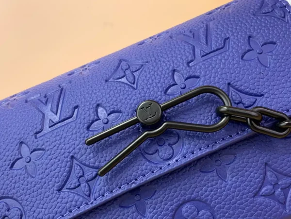 LOUIS VUITTON STEAMER WEARABLE WALLET – WLM581 - Image 7
