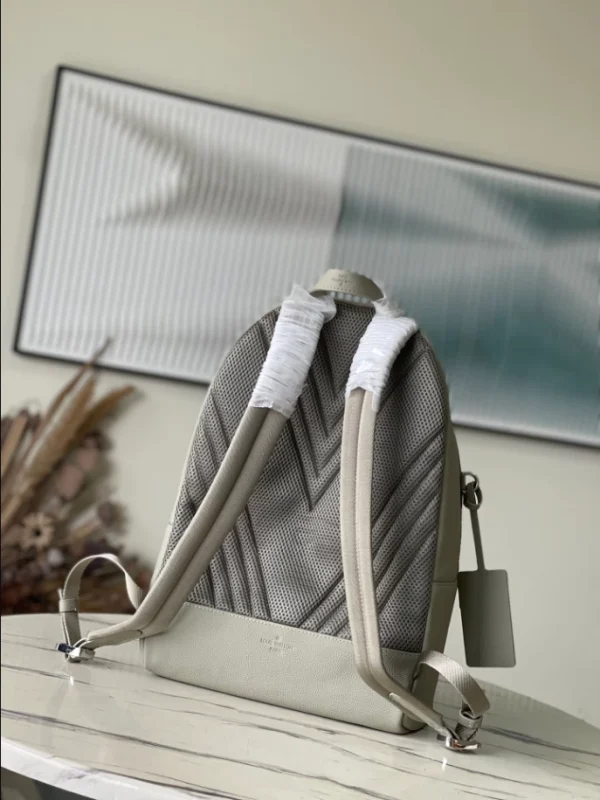 LOUIS VUITTON TAKEOFF BACKPACK LV AEROGRAM – WLM517 - Image 3