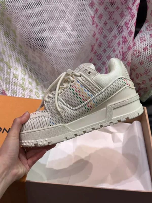 LOUIS VUITTON TRAINER MAXI SNEAKERS BEIGE – LSVT375 - Image 6