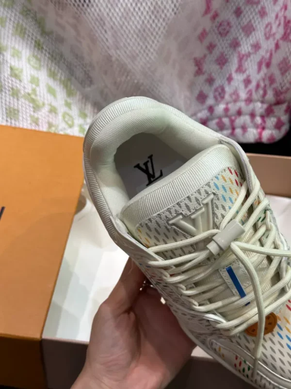 LOUIS VUITTON TRAINER MAXI SNEAKERS BEIGE – LSVT375 - Image 8