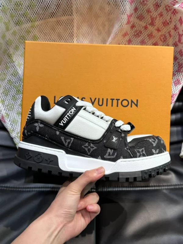 LOUIS VUITTON TRAINER MAXI SNEAKERS – LSVT377 - Image 8