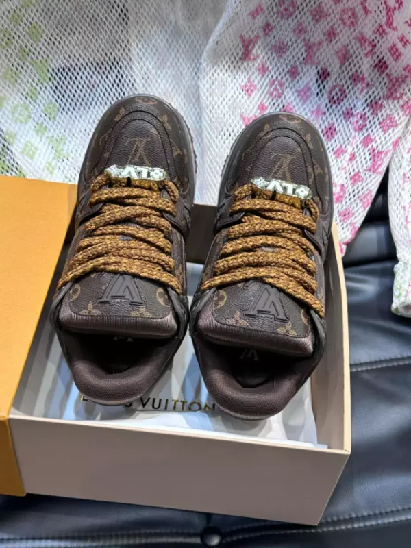 LOUIS VUITTON TRAINER MAXI SNEAKERS – LSVT378 - Image 4