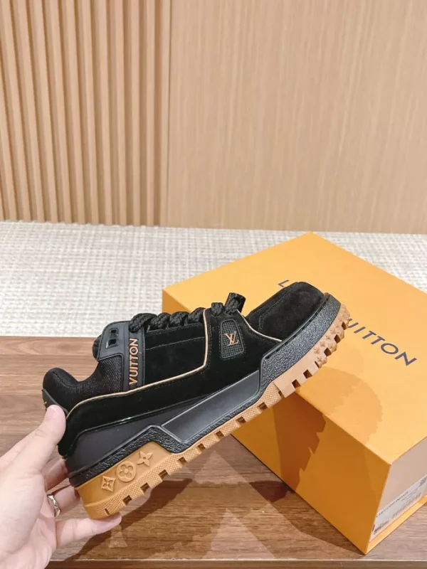LOUIS VUITTON TRAINER MAXI SNEAKERS – LSVT380 - Image 3