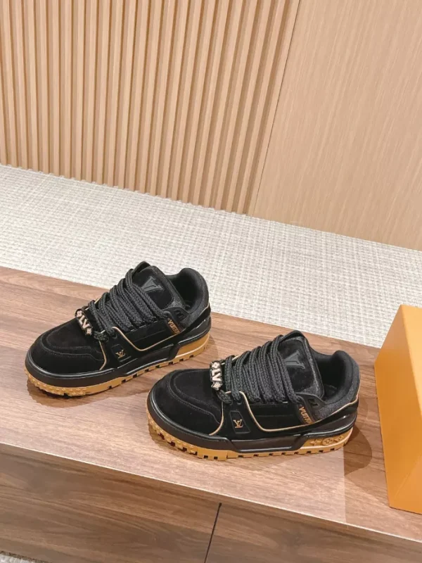 LOUIS VUITTON TRAINER MAXI SNEAKERS – LSVT380 - Image 9